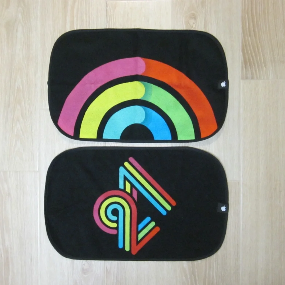 Apple Employee Exclusive, Close Your Rungs Challenge Towels (2021)